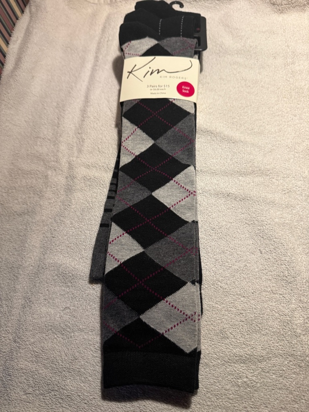 Kim Rogers Black, Gray & Black Argyle Knee Socks - 3 Pack. Size 9-11